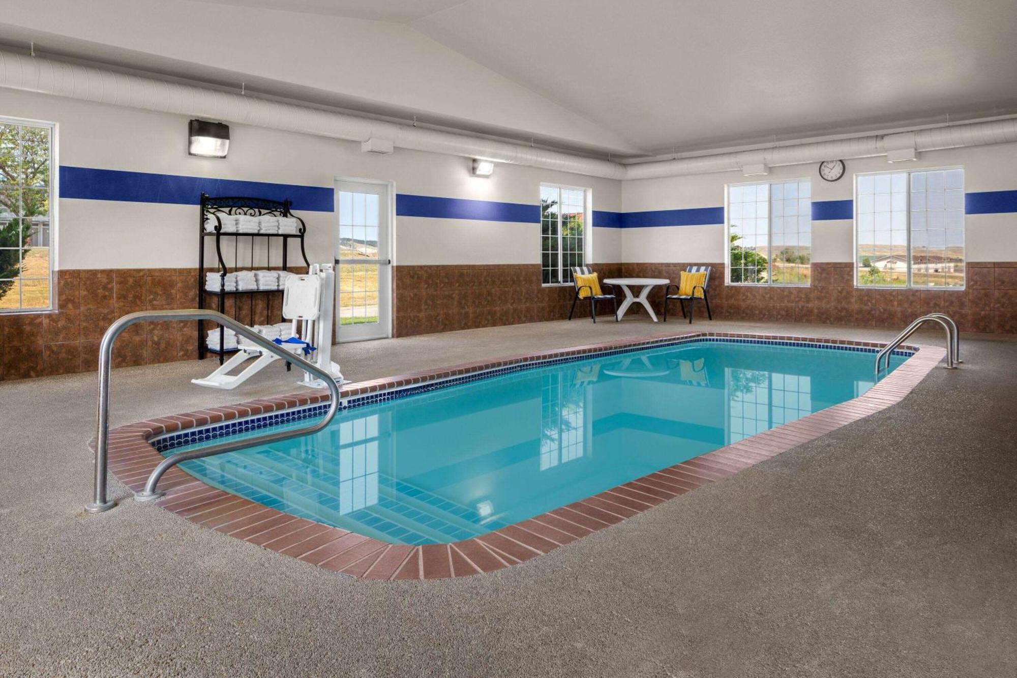 Microtel Inn & Suites By Wyndham Rapid City Eksteriør billede